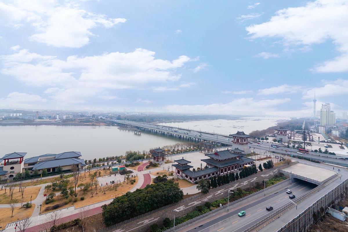 Luoyang City, Henan Province. Waterfront International. Εξωτερικό φωτογραφία